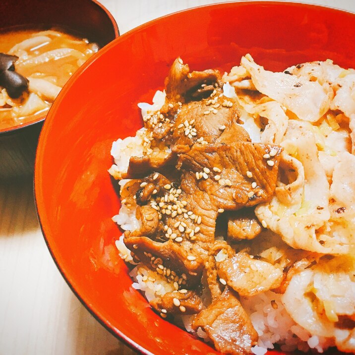 ネギ塩豚バラと甘辛豚こまで2種の贅沢豚丼！